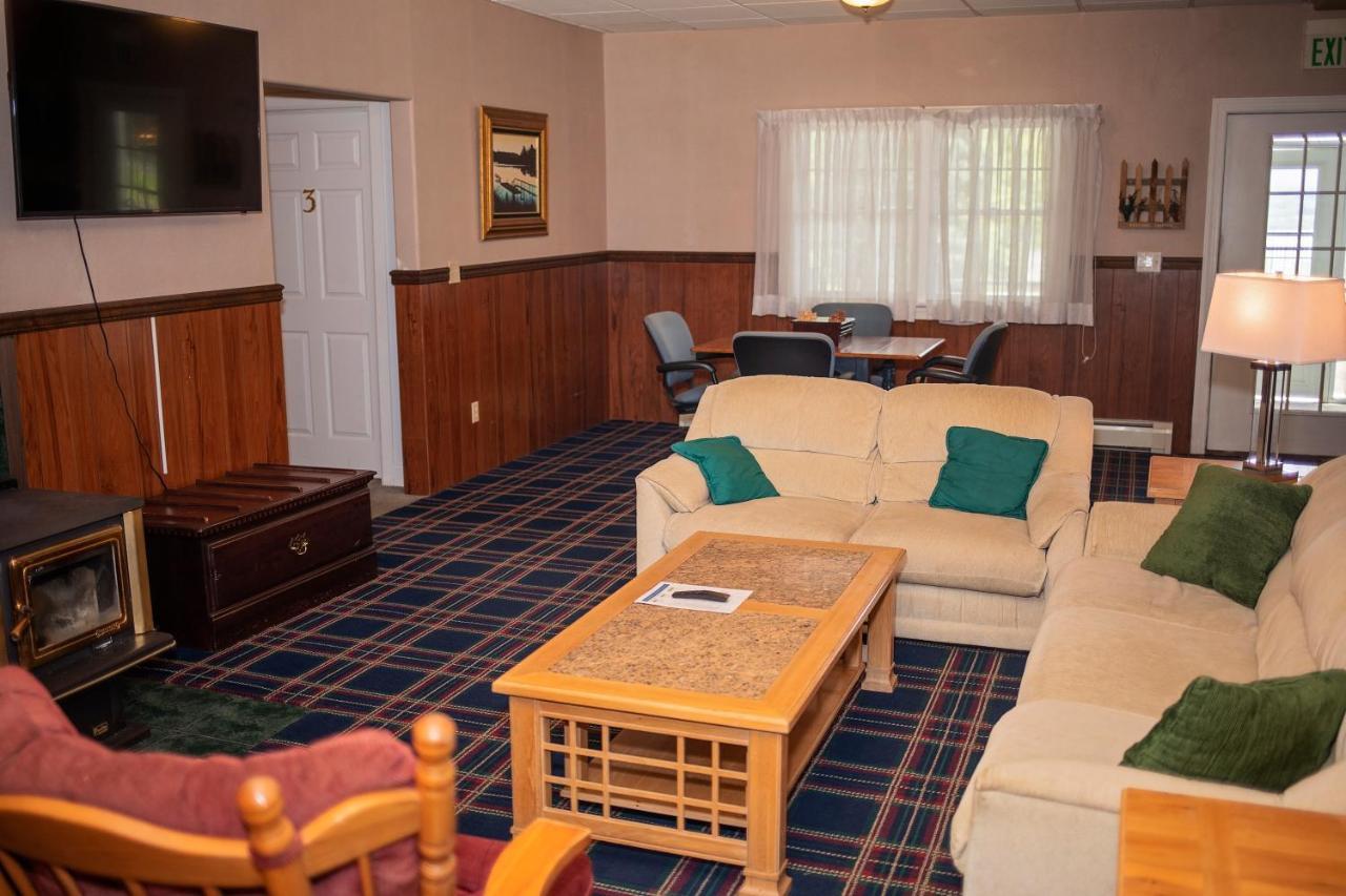 Longhouse Manor B&B Watkins Glen Luaran gambar