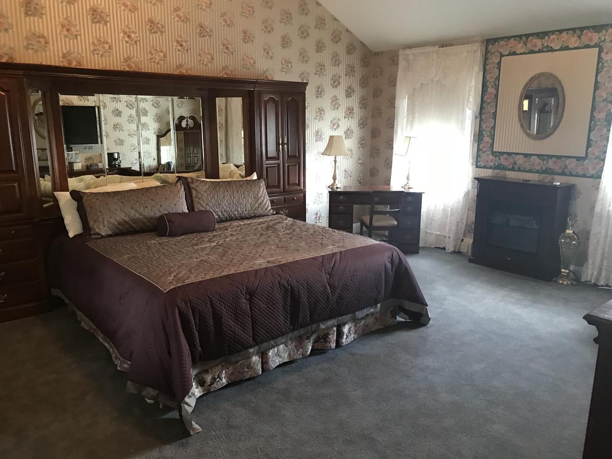 Longhouse Manor B&B Watkins Glen Luaran gambar