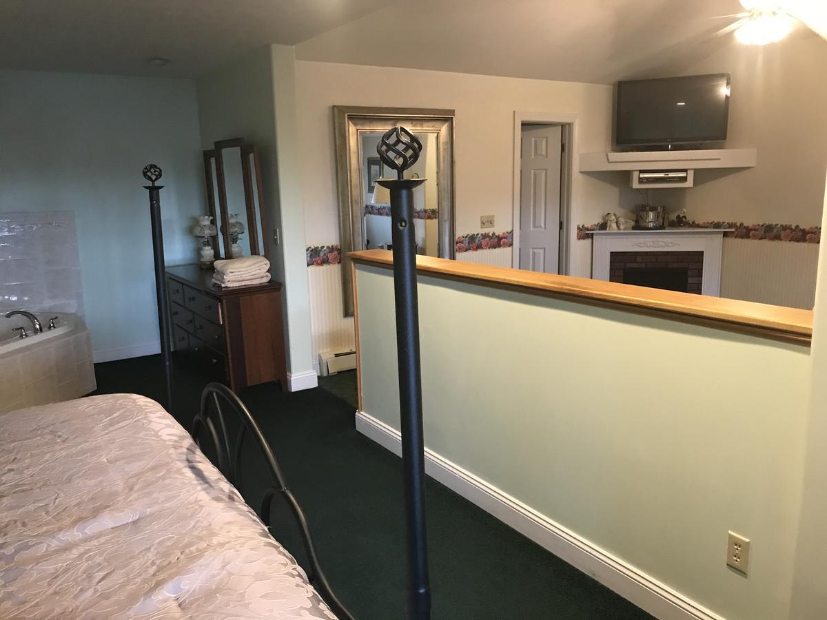 Longhouse Manor B&B Watkins Glen Luaran gambar