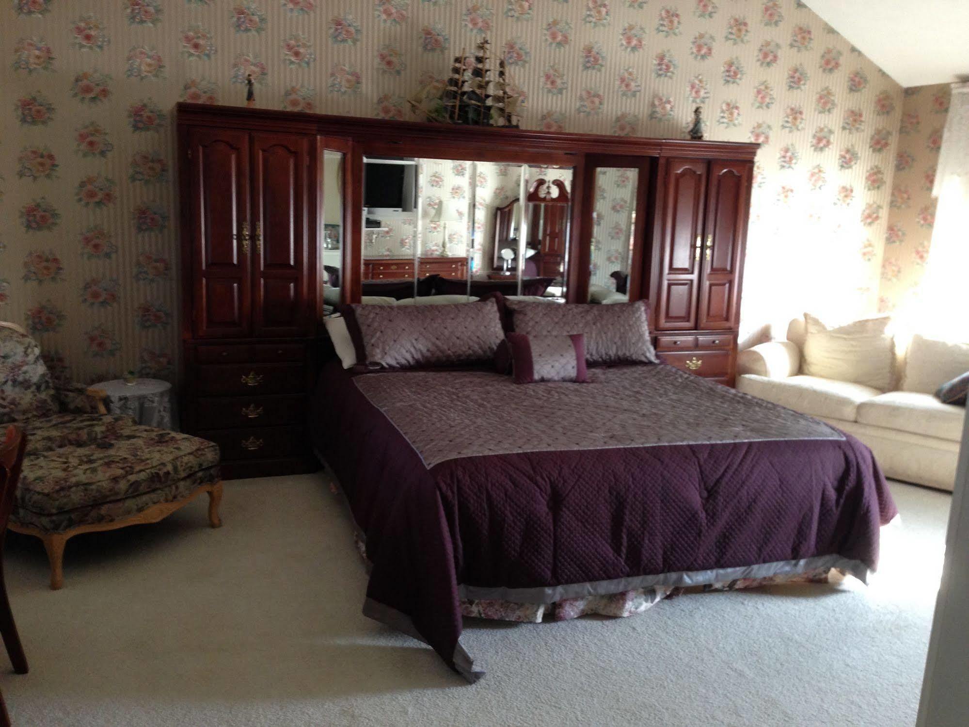 Longhouse Manor B&B Watkins Glen Luaran gambar